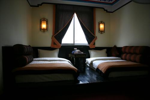 Zhaxidele Resort Hotel Shangri-La Room photo